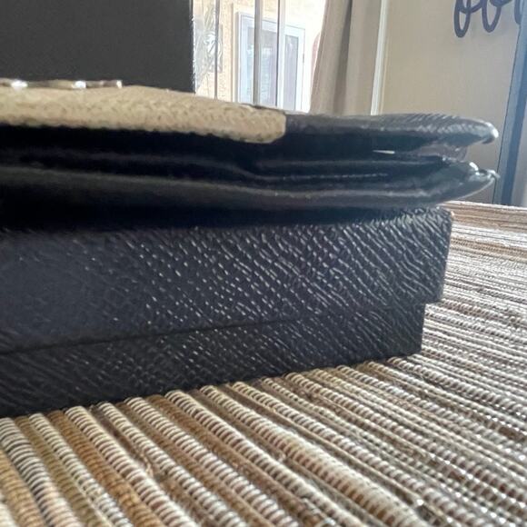 Prada mens bi-fold wallet black with box - Picture 5 of 12